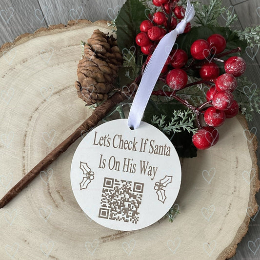 Personalised Santa Tracker Ornament | Santa QR Code Christmas Decoration | Scan to Track Santa | Christmas Eve Keepsake | Wooden Christmas Tree Ornament